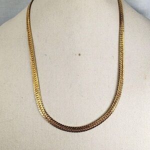 Vintage 1980s Napier Gold Tone Herringbone 15 in necklace